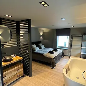  Vakantiehuis Vakantiewoning In Het Heuvelland Nabij Valkenburg. Nederland